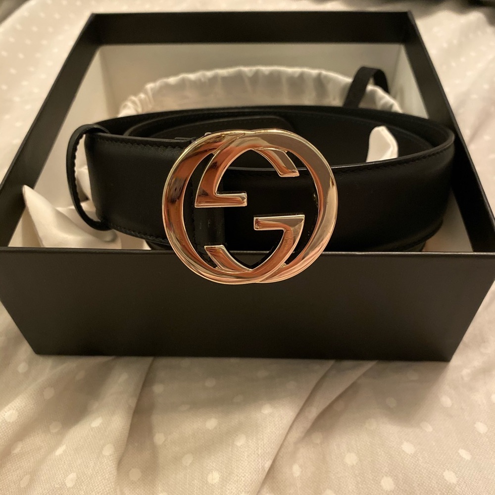 Women’s gucci belt